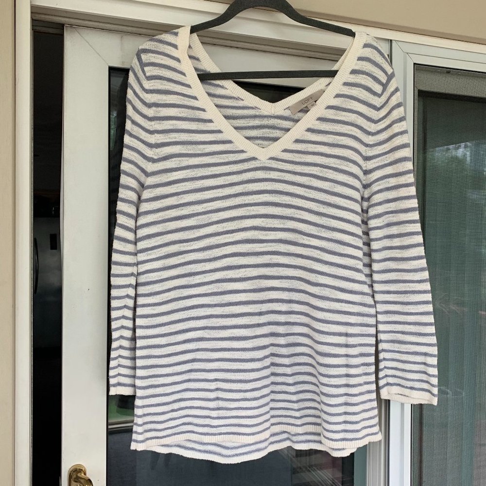 Cream & Blue lightweight Loft Sweater